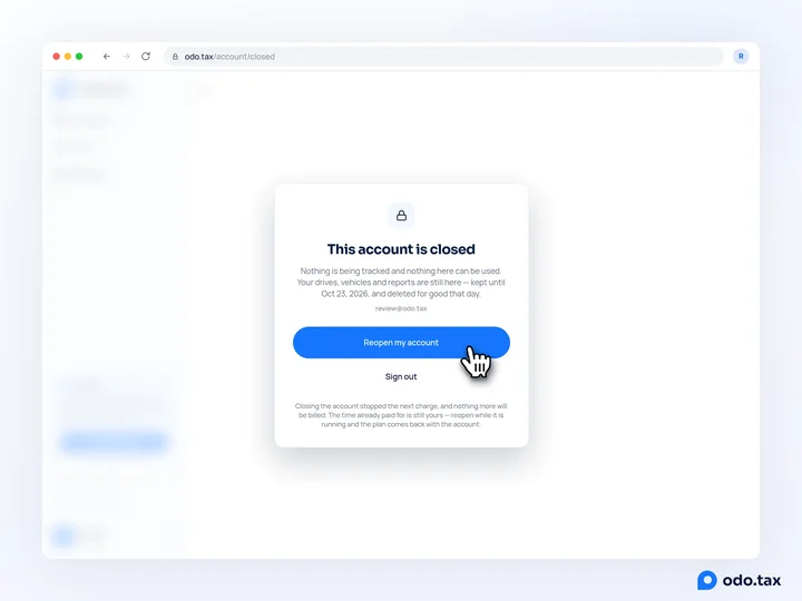 The site after signing in to a closed account: This account is closed, the date its data is deleted, and the hand on Reopen my account.