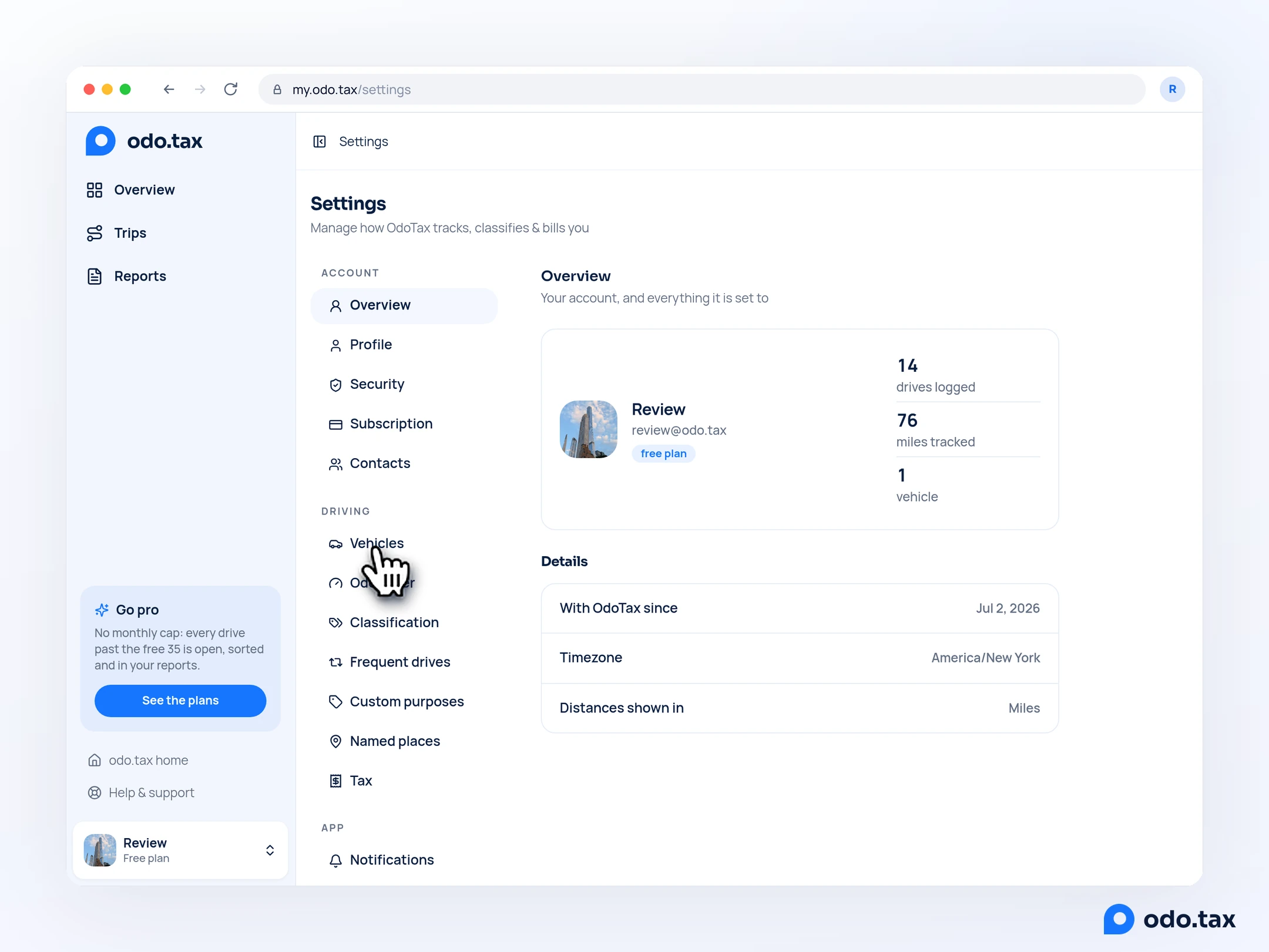 Settings in the web account, with the hand on Vehicles in the list on the left.
